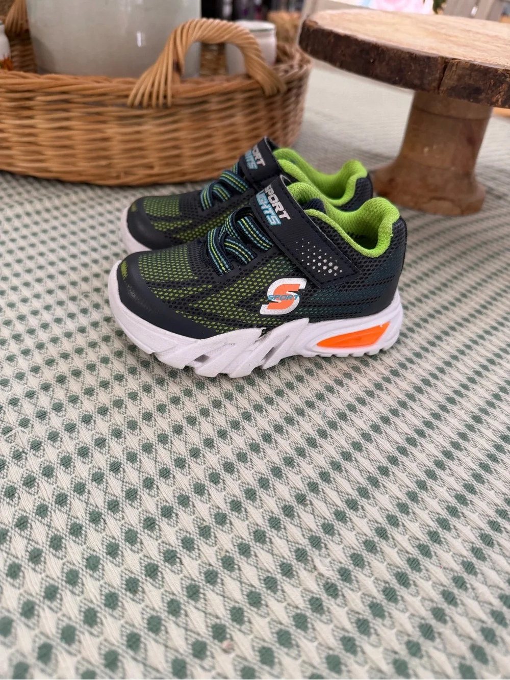 Skechers S Sport Toddler Boy Sneakers Light Up Size 5 Sneakers